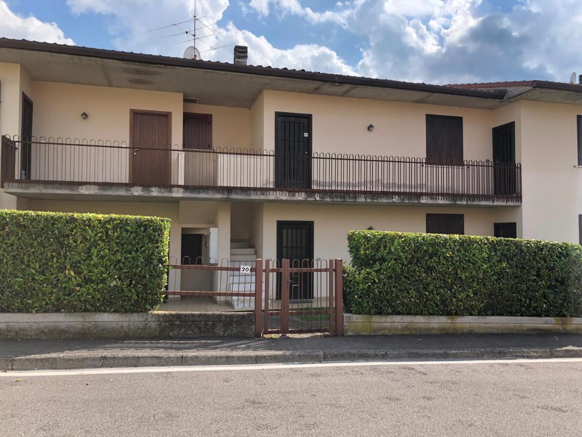 Appartamento Con Piscina A Lazise Eksteriør billede