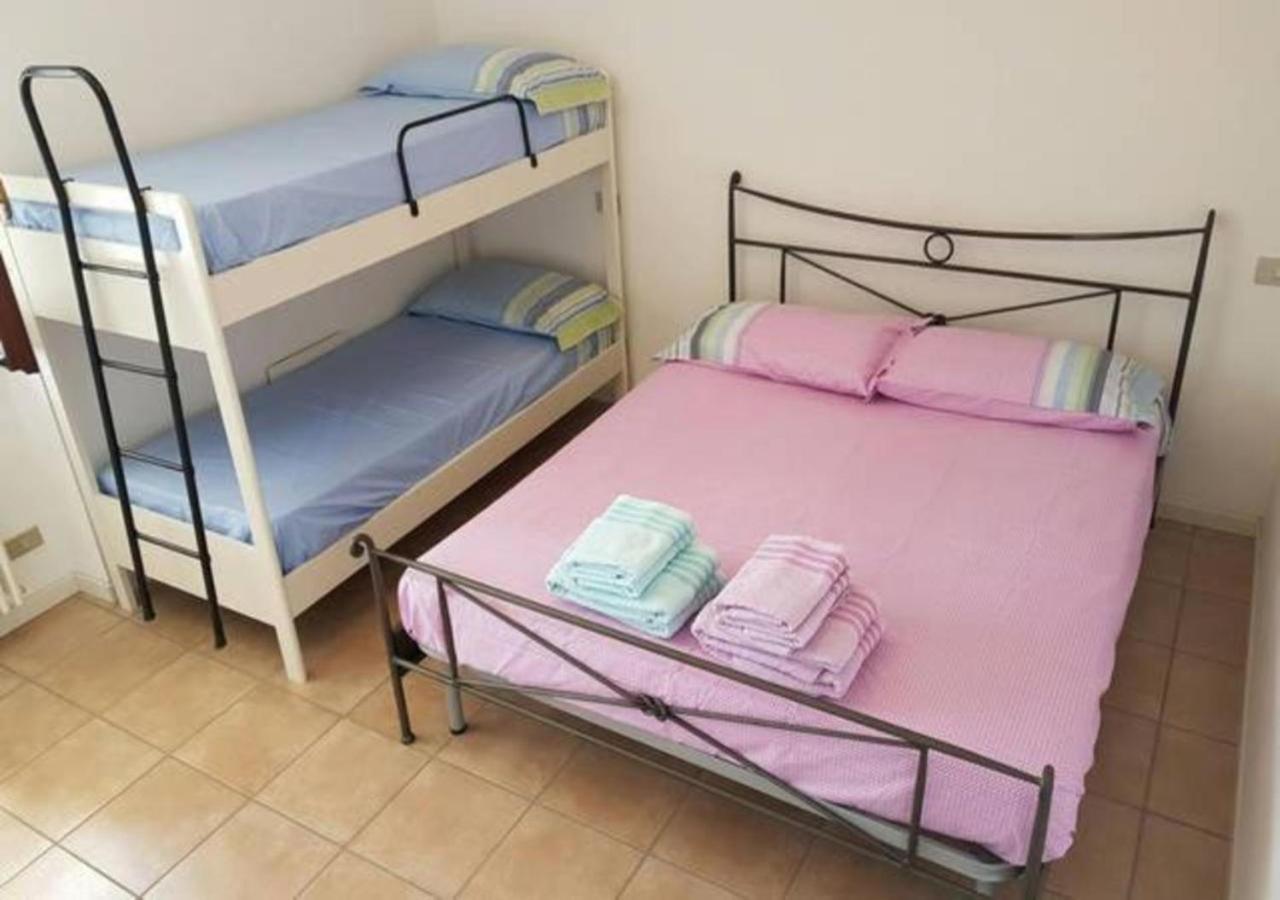 Appartamento Con Piscina A Lazise Eksteriør billede