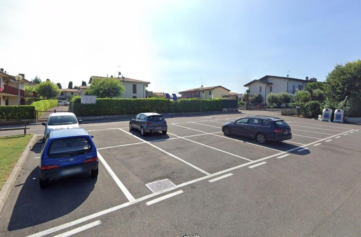 Appartamento Con Piscina A Lazise Eksteriør billede